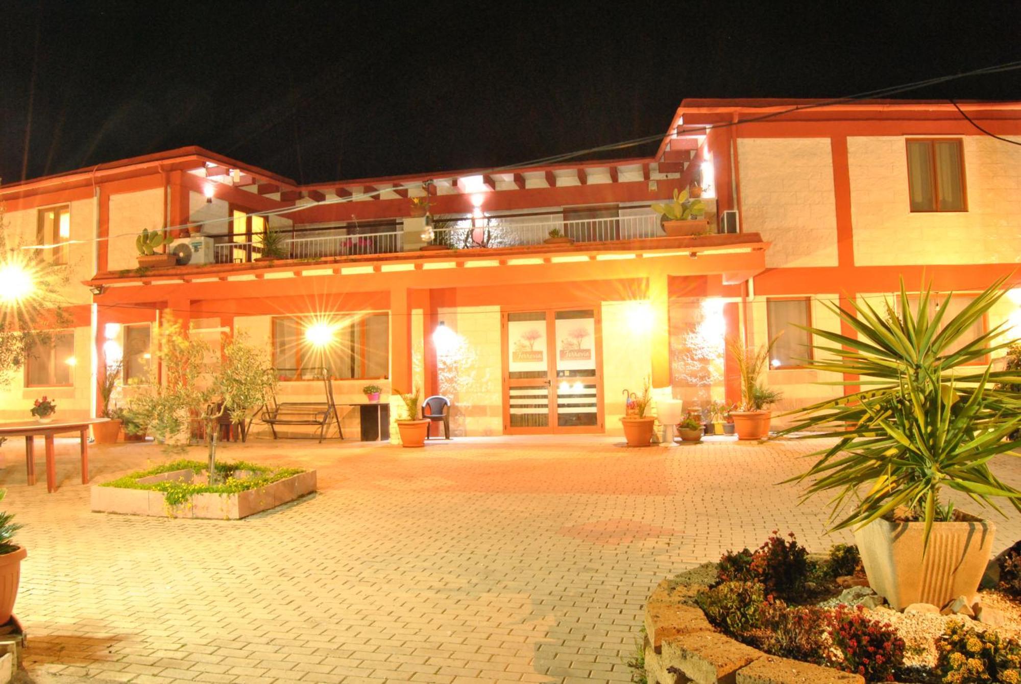 Agriturismo La Ferrovia Molfetta Extérieur photo
